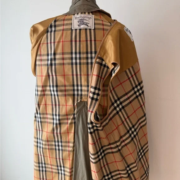 Burberry Olive Double-Breasted Trench Coat - Picture 13 of 16